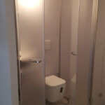 Arredo in cristallo ante per bagno minimal VetroeXpert - Vetreria Roma