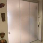 Parete Divisoria In Cristallo Temperato Satinato Extrachiaro A Trascinamento Ante Vetroexpert La Tua Vetreria A Roma