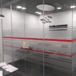 Parete Divisoria Trasparente Con Serigrafia Vetroexpert La Tua Vetreria A Roma