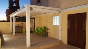 Intervento di installazione vetrate panoramiche a pacchetto in Sardegna come era