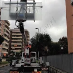 Montaggio con piattaforma particolare Roma VetroeXpert Vetri speciali e Montaggi