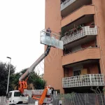 Montaggio speciale con piattaforma Roma VetroeXpert Vetri speciali e Montaggi