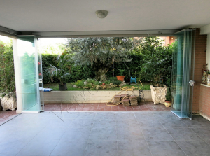 Vetrata panoramica chiusa Roma VetroeXpert Vetrate Pieghevoli e vetrate a scomparsa Glassroom