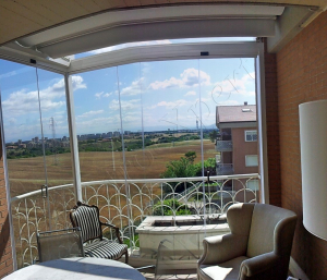 Vetrate pieghevoli Glassroom copertura balcone Roma VetroeXpert Vetrate Pieghevoli e vetrate a scomparsa Glassroom