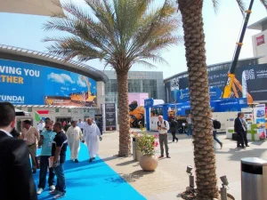 Ingresso Fiera Dubai 2015 VetroeXpert Roma