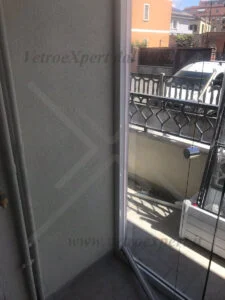 dettaglio 2 glassroom per balcone o terrazzo