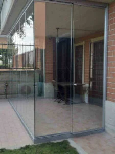portico con vetrate galssroom