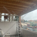montaggio finestra per balcone