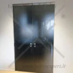 parete divisoria in vetro nero chiuso