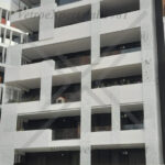 parapetto in vetro per balcone in edificio