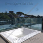 parapetto in vetro per terrazzo con idromassaggio