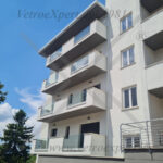 angolazione balaustra in vetro per balcone