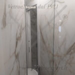 specchio per bagno in marmo