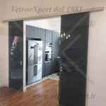 parete divisoria per separare cucina e soggiorno con vetroexpert 2