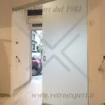 parete divisoria in vetro satinato per interni